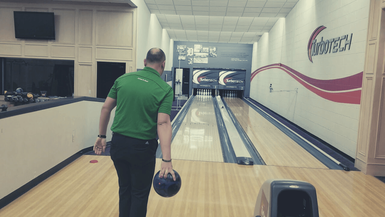 Bowling Strategies for Different Lane Conditions-Adjusting Your Game for Success