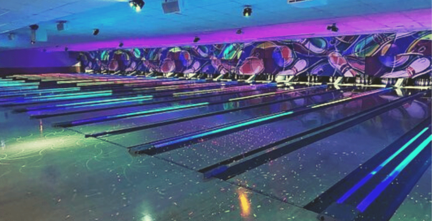 Bowling Travel: Exploring Alley Gems on Road Trips and Vacations